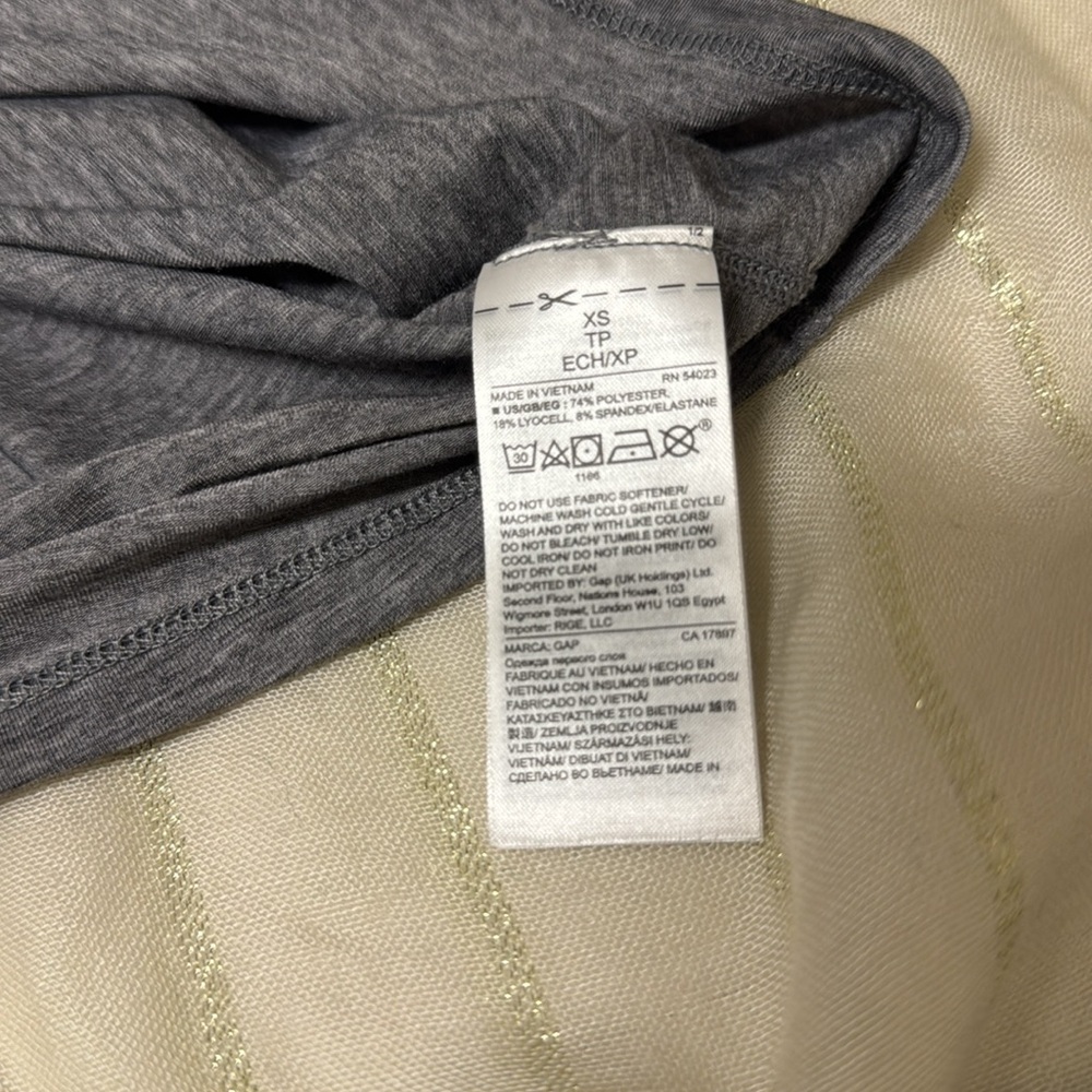 Gray Tank Top - Picture 5 of 5